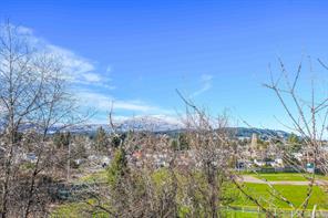 $599,900 - 629 Railway Ave<br>British Columbia, V9R 4L1