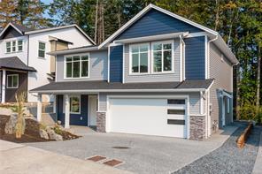 $939,900 - <strong>390 Avaani Way, (Na South Nanaimo)</strong><br>Nanaimo British Columbia, V9R 4J5