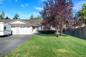 $559,950 - 1803 Cousins Ave<br>British Columbia, V9N 3N4