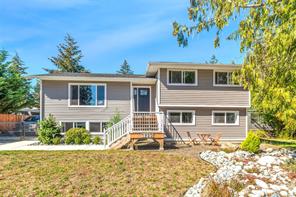 $950,000 - 1823 Woobank Rd<br>British Columbia, V9X 1G8