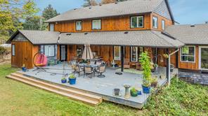 $2,295,000 - 1675 Kelsie Rd<br>British Columbia, V9X 1H7