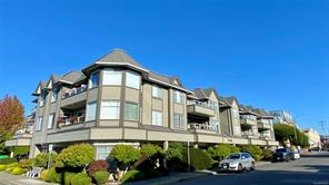 $849,900 - 9710 Second St<br>British Columbia, V8L 3C4