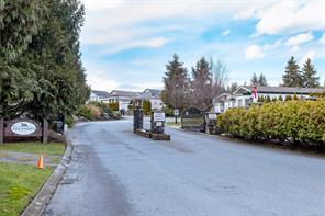 $549,000 - 3832 King Arthur Dr<br>British Columbia, V9T 6B9