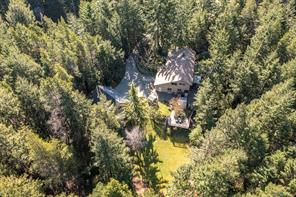 $1,699,000 - 713 Brent Rd<br>British Columbia, V9N 3V9