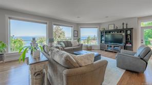 $1,549,000 - 3182 Dolphin Dr<br>British Columbia, V9P 9J2