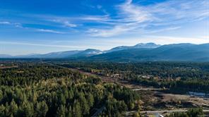 $875,000 - 815 Spider Lake Rd<br>British Columbia, V9K 2L7