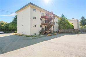 $299,900 - 1630 Crescent View Dr<br>British Columbia, V9S 2N5