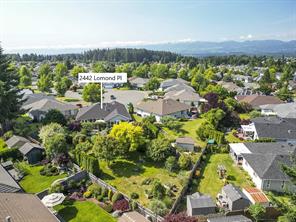 $945,000 - 2422 Lomond Pl<br>British Columbia, V9N 9J3