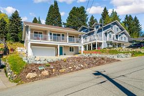 $739,900 - 275 Castley Hts<br>British Columbia, V0R 2G0