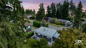 $839,900 - 1704 Glen Rd<br>British Columbia, V0R 1N1