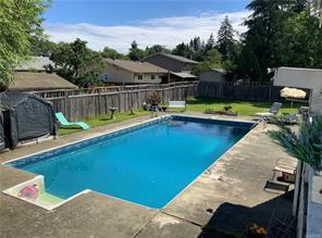 $649,000 - 2605 Soderholm Rd<br>British Columbia, V9W 1M2