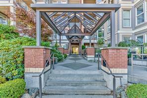 $750,000 - 6310 McRobb Ave<br>British Columbia, V9V 1W8