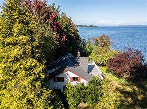 $1,325,000 - 3865 Rumble Rd<br>British Columbia, V9G 1Z3