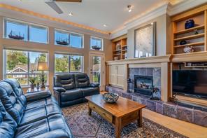 $975,000 - 1367 Saturna Dr<br>British Columbia, V9P 2X9