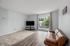 $290,000 - 175 Centennial Dr<br>British Columbia, V9N 7M4