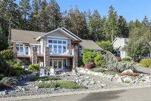 $1,595,000 - 2251 Bonnington Dr<br>British Columbia, V9P 9L9