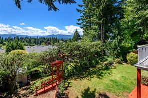 $1,095,000 - 1115 Evergreen Ave<br>British Columbia, V9N 6Y1