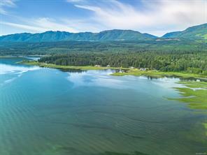 $1,987,000 - 505 Arbutus Bay Rd<br>British Columbia, V0R 1W0