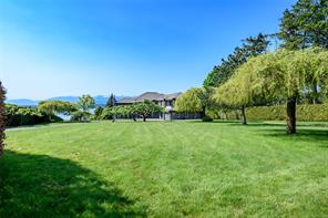 $3,688,000 - 155 Willow Way<br>British Columbia, V9M 1T1