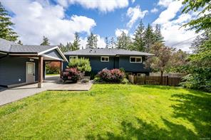 $799,000 - 6796 Beaver Creek Rd<br>British Columbia, V9Y 8M2