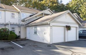 $499,000 - 571 Bradley St<br>British Columbia, V9S 1B9