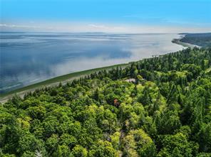 $3,250,000 - Lot 2 Eagles Dr<br>British Columbia, V9J 1V4