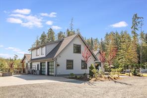 $2,997,000 - 1248 Station Rd<br>British Columbia, V0R 1M0