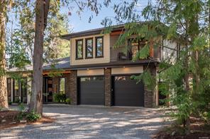 $1,499,900 - 935 Meadowlark Pl<br>British Columbia, V9K 1M6