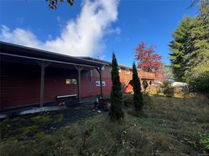 $489,000 - 6875 Glenlion Dr<br>British Columbia, V0N 2P0