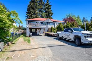 $550,000 - 2350 Willemar Ave<br>British Columbia, V9N 3M8