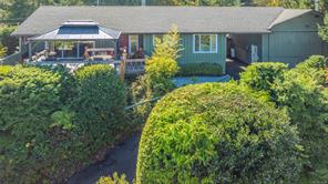 $1,198,000 - 3441 Blueback Dr<br>British Columbia, V9P 9H9