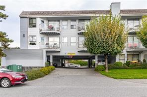 $235,000 - 2815 Departure Bay Rd<br>British Columbia, V9S 5P4