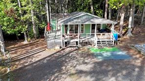 $429,000 - 490 Berg Rd<br>British Columbia, V0R 1X2