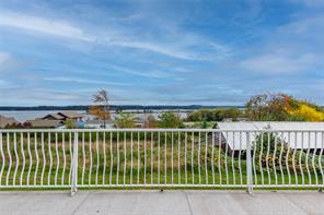 $1,451,000 - 1573 Perth Rd<br>British Columbia, V9W 1G4