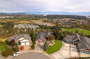 $1,595,000 - 1067 Roxboro Pl<br>British Columbia, V9R 7C2