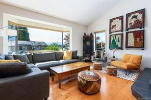 $1,019,000 - 869 Deal St<br>British Columbia, V9M 1B1