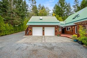 $1,039,000 - 7721 Tozer Rd<br>British Columbia, V0R 1W0