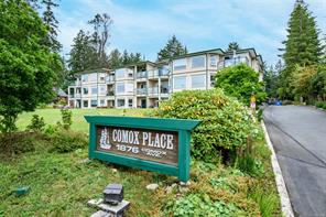 $654,000 - 1876 Comox Ave<br>British Columbia, V9M 3M7