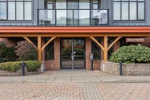 $539,000 - 2300 Mansfield Dr<br>British Columbia, V9N 3S3