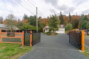 $790,000 - 5833 Grandview Rd<br>British Columbia, V9Y 8W1