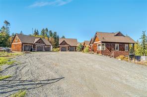 $1,997,000 - 3405 Ponderosa Way<br>British Columbia, V9K 2J8