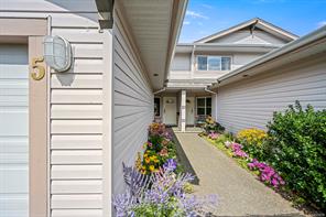 $455,000 - 950 Braidwood Rd<br>British Columbia, V9N 3R9