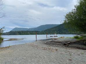 $260,000 - 9041 Meades Creek Rd<br>British Columbia, V0R 2G0