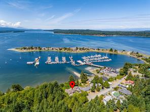 $2,300,000 - 200 Crome Point Rd<br>British Columbia, V0R 1G0