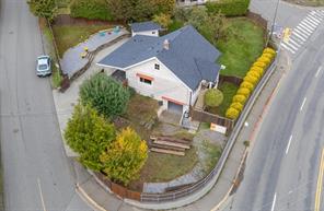 $719,900 - 1671 Stewart Ave<br>British Columbia, V9S 4E5