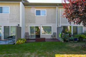 $475,000 - 1537 NOEL Ave<br>British Columbia, V9M 3H8