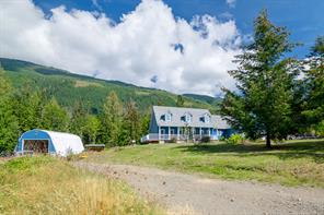 $1,175,000 - 7837 Mountain Ranch Rd<br>British Columbia, V9Y 8M4