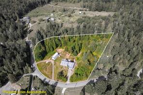 $1,175,000 - 7837 Mountain Ranch Rd<br>British Columbia, V9Y 8M4