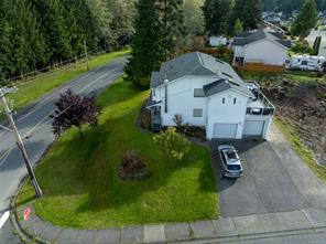 $569,000 - 6965 Highland Dr<br>British Columbia, V0N 2P0