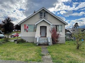 $369,000 - 4508 Redford St<br>British Columbia, V9Y 3P8